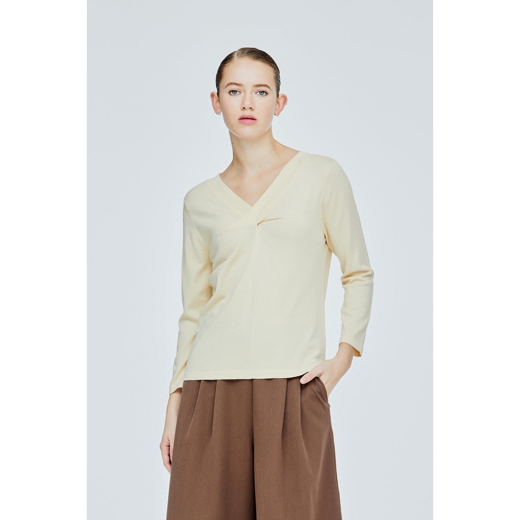 iORA Twisted Knit Top